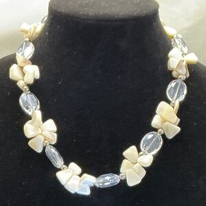 Vintage Mother of Pearl & Faceted Crystal Glass Necklace | Silver Tone 18”